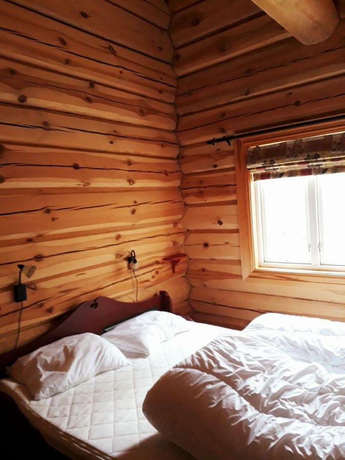 Blazerbu Four-Bedroom Chalet Myro Extérieur photo