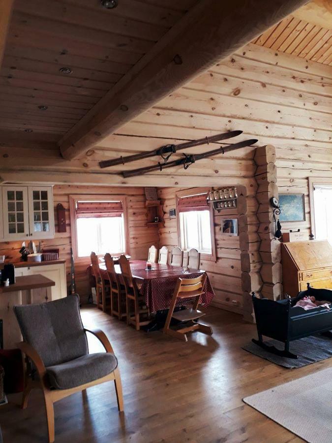Blazerbu Four-Bedroom Chalet Myro Extérieur photo